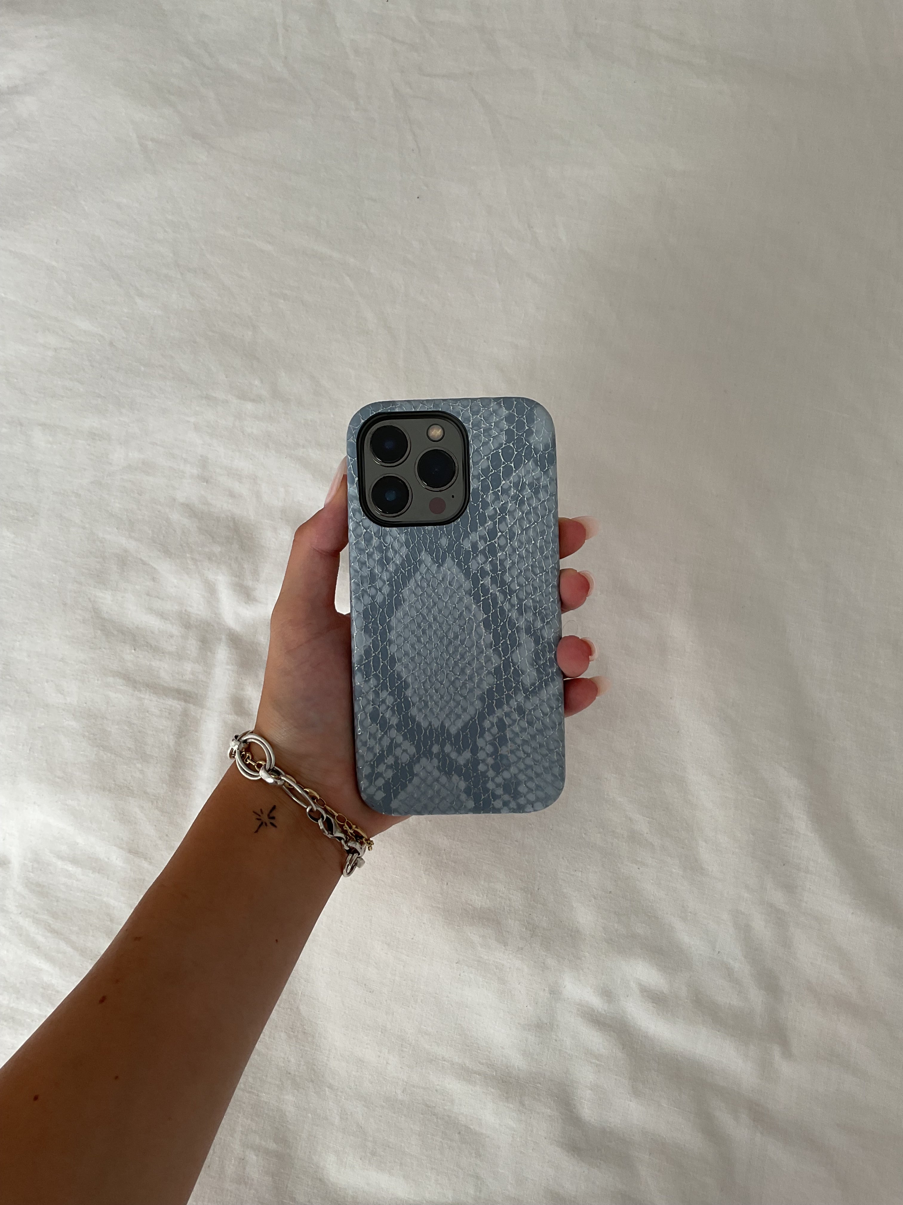 BLUE SERPENT PHONE CASE