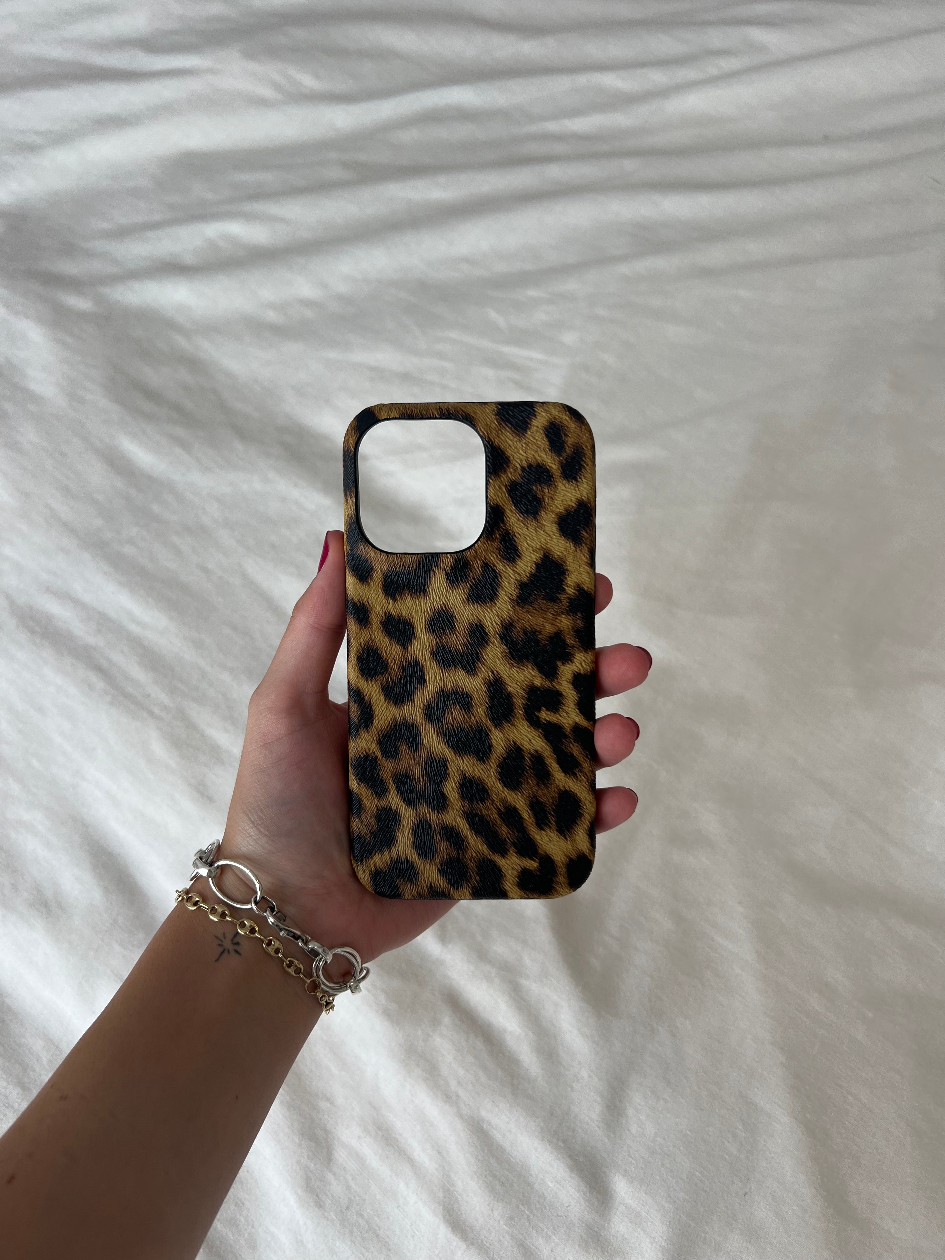 LEO PHONE CASE